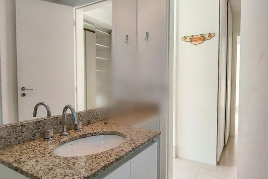 Apartamento mobiliado com 2 quartos, piscina no condomínio, churrasqueira e closet. Ideal para comprar. — foto 22