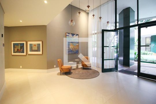 Compra apartamento mobiliado com 2 quartos, closet e varanda gourmet. — Hall