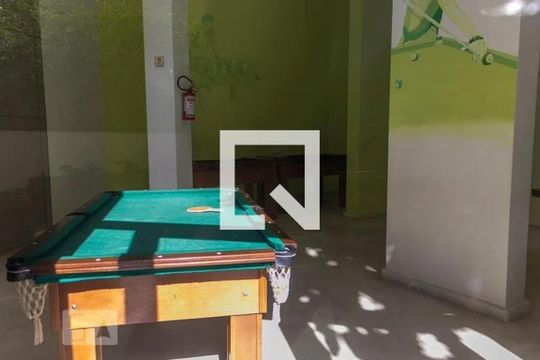 Compra apartamento mobiliado com 2 quartos, closet e varanda gourmet. — Área comum
