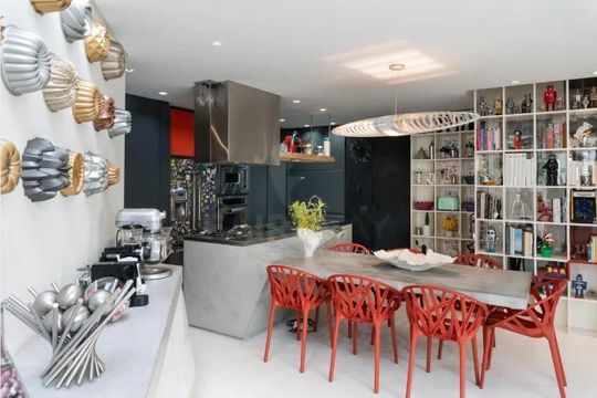 Compra apartamento mobiliado com 2 quartos, closet e varanda gourmet. — foto 27