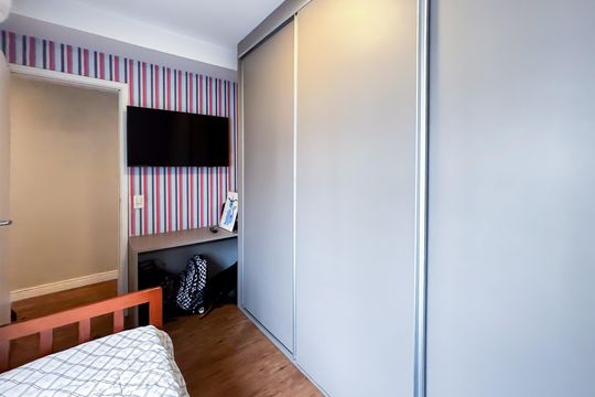 Comprar apartamento em Pinheiros com 3 quartos e varanda gourmet. — Quarto 2