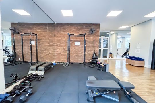 Comprar apartamento em Pinheiros com 3 quartos e varanda gourmet. — Área comum