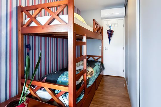 Comprar apartamento em Pinheiros com 3 quartos e varanda gourmet. — Quarto