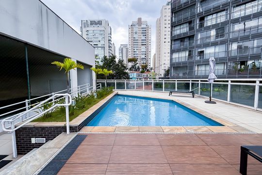 Comprar apartamento em Pinheiros com 3 quartos e varanda gourmet. — Área comum