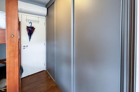 Comprar apartamento em Pinheiros com 3 quartos e varanda gourmet. — Quarto