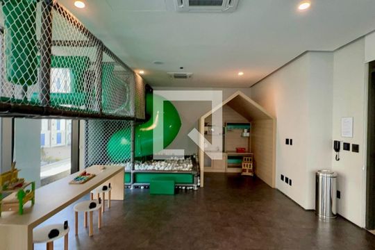 Venda de apartamento mobiliado com 3 quartos. — Brinquedoteca