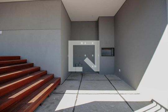 Venda de apartamento mobiliado com 3 quartos. — Espaço Gourmet