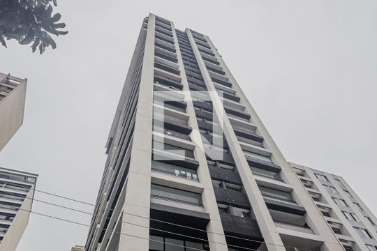 Venda de apartamento mobiliado com 3 quartos. — Fachada