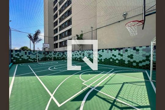 Apartamento para comprar com 3 suítes, piscina e churrasqueira no condomínio, mobiliado. — Quadra