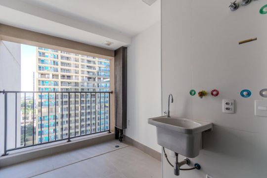 Apartamento para comprar com 3 suítes, piscina e churrasqueira no condomínio, mobiliado. — foto 36