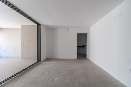 Apartamento para comprar com 3 suítes, piscina e churrasqueira no condomínio, mobiliado. — foto 31