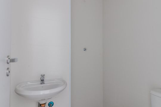 Apartamento para comprar com 3 suítes, piscina e churrasqueira no condomínio, mobiliado. — foto 38