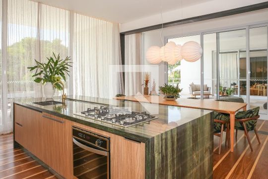 Apartamento à venda, com 202 m², 3 quartos e 3 vagas — Espaço Gourmet