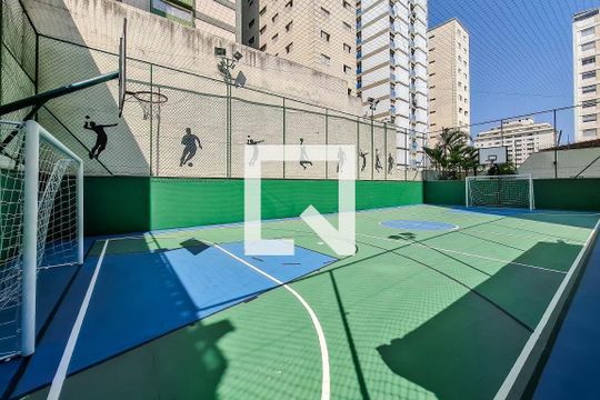 Apartamento na Vila Mariana com 3 quartos, 2 suítes, quintal, churrasqueira. Excelente compra! — Quadra