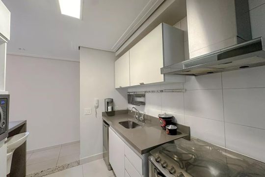 Apartamento com 2 quartos, varanda e quintal. Academia, piscina e churrasqueira no condomínio. Ideal para comprar. — foto 48