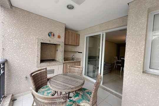 Apartamento com 2 quartos, varanda e quintal. Academia, piscina e churrasqueira no condomínio. Ideal para comprar. — foto 53