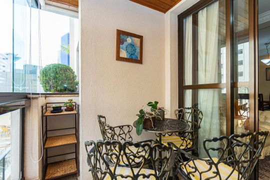Apartamento mobiliado com 3 quartos, academia, churrasqueira, ideal para comprar. — foto 8