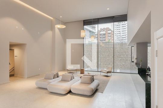 Apartamento à venda, com 193 m², 3 quartos e 3 vagas — Hall social