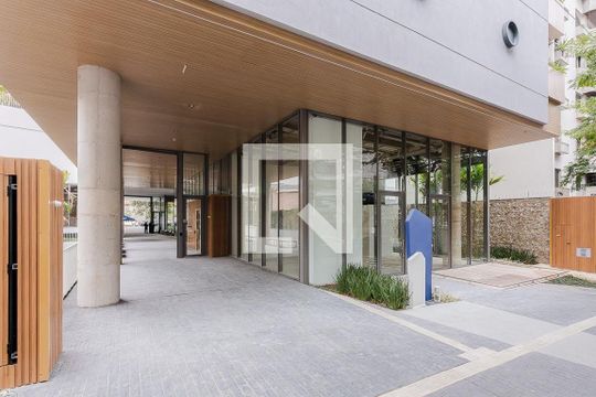 Apartamento à venda, com 193 m², 3 quartos e 3 vagas — Fachada