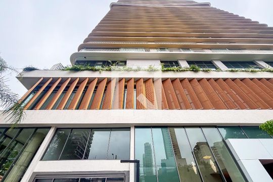 Apartamento à venda, com 193 m², 3 quartos e 3 vagas — fachada do predio