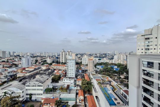 Apartamento com 3 quartos e academia no condomínio. Oportunidades de compra imperdíveis. — Vista da Sala