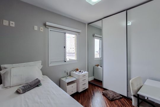 Apartamento com 3 quartos e academia no condomínio. Oportunidades de compra imperdíveis. — Quarto 1