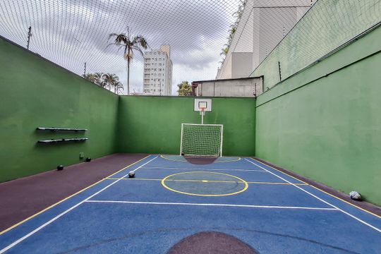 Apartamento com 3 quartos e academia no condomínio. Oportunidades de compra imperdíveis. — Quadra Esportiva