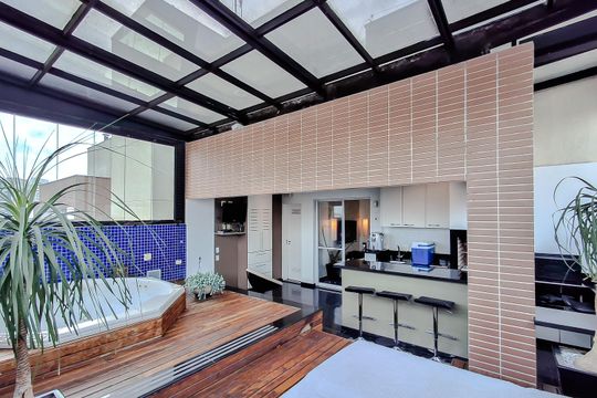 Apartamento com 3 quartos e academia no condomínio. Oportunidades de compra imperdíveis. — Área externa - Piso Superior