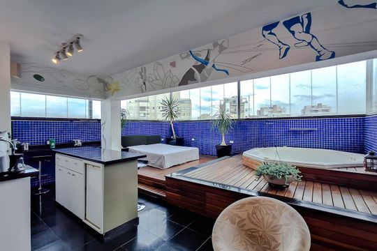 Apartamento com 3 quartos e academia no condomínio. Oportunidades de compra imperdíveis. — Área externa - Piso Superior
