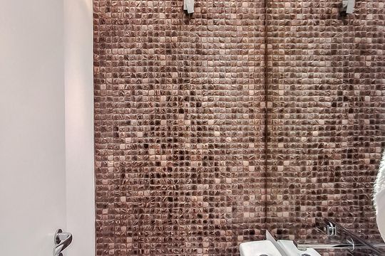 Apartamento com 3 quartos e academia no condomínio. Oportunidades de compra imperdíveis. — Lavabo