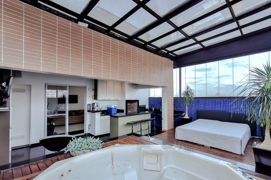 Apartamento com 3 quartos e academia no condomínio. Oportunidades de compra imperdíveis. — Área externa - Piso Superior