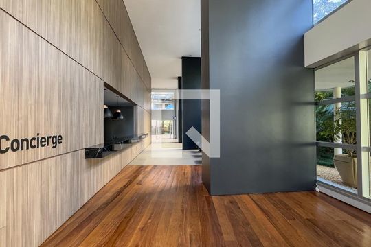 Venda de apartamento mobiliado, 2 quartos, varanda gourmet, piscina no condomínio. — Hall de entrada