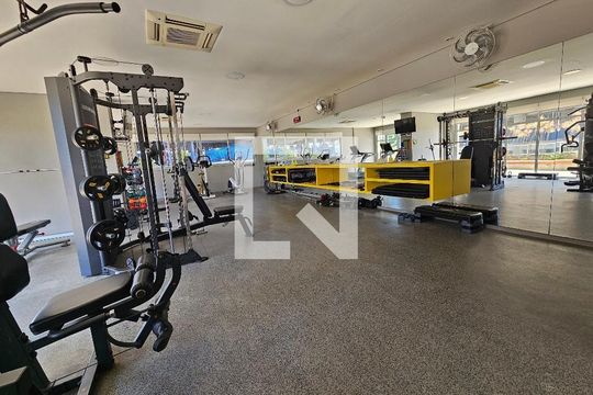 Venda de apartamento mobiliado, 2 quartos, varanda gourmet, piscina no condomínio. — Academia
