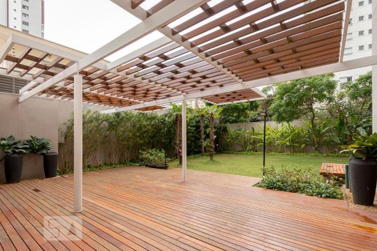 Venda de apartamento mobiliado, 2 quartos, varanda gourmet, piscina no condomínio. — Area Comum