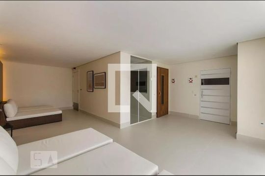 Venda de apartamento mobiliado em Pinheiros com 2 quartos, 1 suíte e varanda. — Sauna