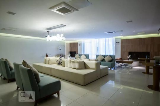 Venda de apartamento mobiliado em Pinheiros com 2 quartos, 1 suíte e varanda. — Salão de Festas