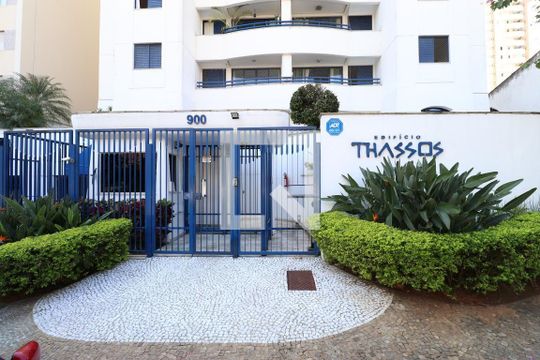 Apartamento à venda, com 210 m², 4 quartos e 2 vagas — Fachada