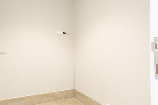 Comprar apartamento no Itaim Bibi: 3 quartos, piscina, churrasqueira e quintal. — Área de Serviço