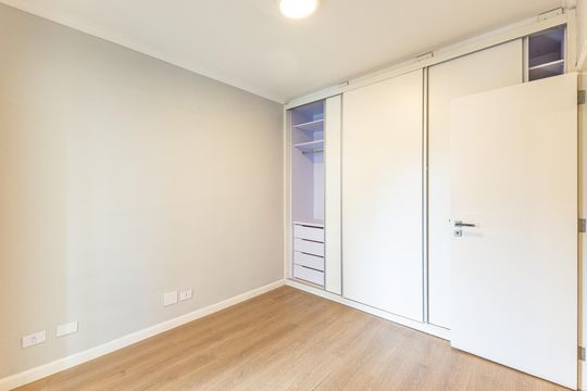 Comprar apartamento no Itaim Bibi: 3 quartos, piscina, churrasqueira e quintal. — Quarto 1