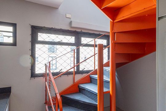 Comprar apartamento no Itaim Bibi: 3 quartos, piscina, churrasqueira e quintal. — Cozinha