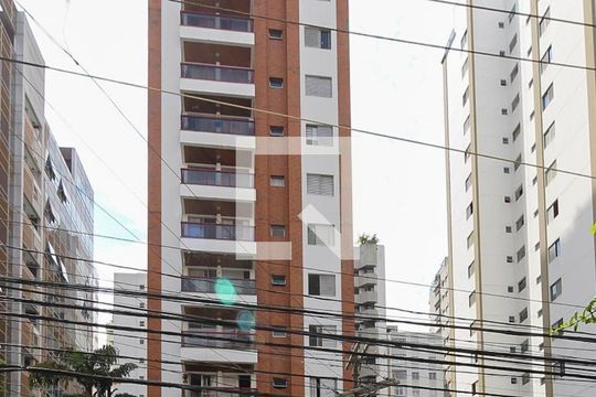 Venda de apartamento com 3 suítes, closet, piscina, churrasqueira, academia, mobiliado, aceita pets. — Fachada