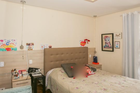 Comprar apartamento com 3 quartos, varanda e closet. — Suíte 1