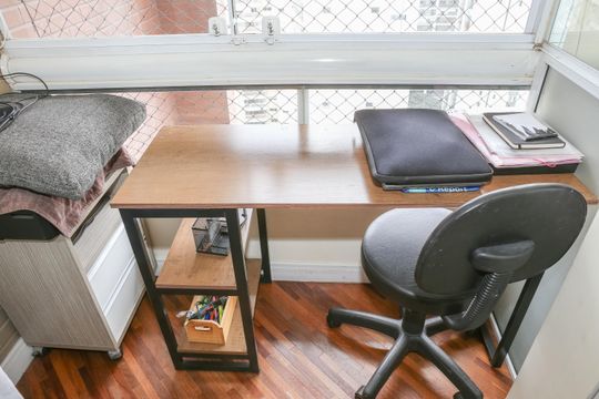 Comprar apartamento com 3 quartos, varanda e closet. — Suíte 1
