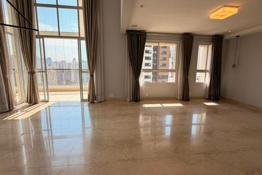 Apartamento à venda, com 246 m², 3 quartos e 3 vagas — foto 4