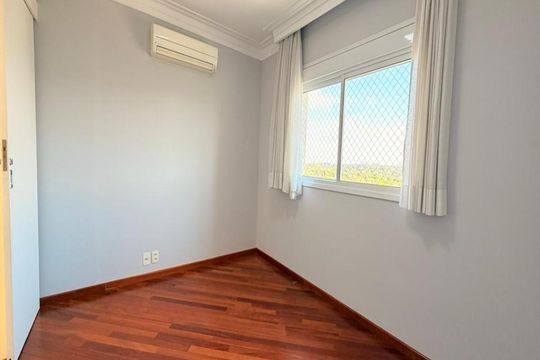 Apartamento à venda, com 246 m², 3 quartos e 3 vagas — foto 9