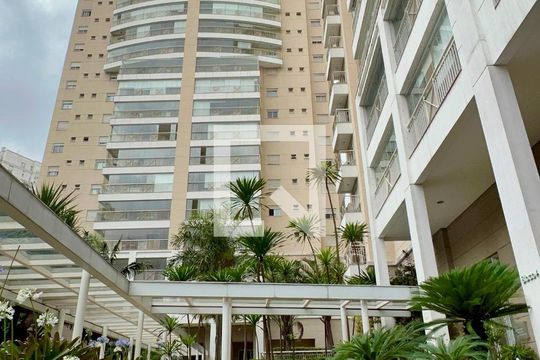 Comprar apartamento mobiliado na Vila Mariana com 3 quartos, varanda e piscina no condomínio. — Área comum