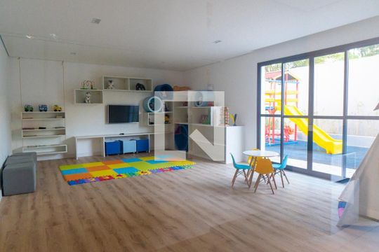 Apartamento à venda, com 178 m², 3 quartos e 2 vagas — Brinquedoteca
