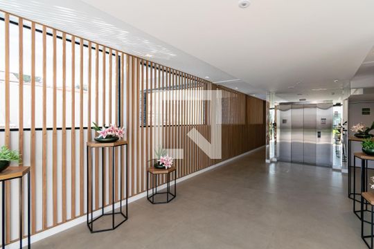 Apartamento à venda, com 178 m², 3 quartos e 2 vagas — Hall de Entrada