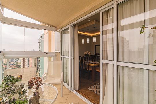 Venda de apartamento com varanda, 3 quartos e academia no condomínio. — foto 6