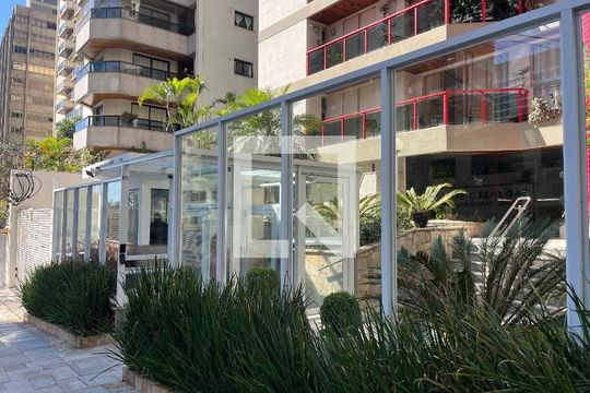 Apartamento à venda, com 170 m², 4 quartos e 2 vagas — Fachada do Prédio